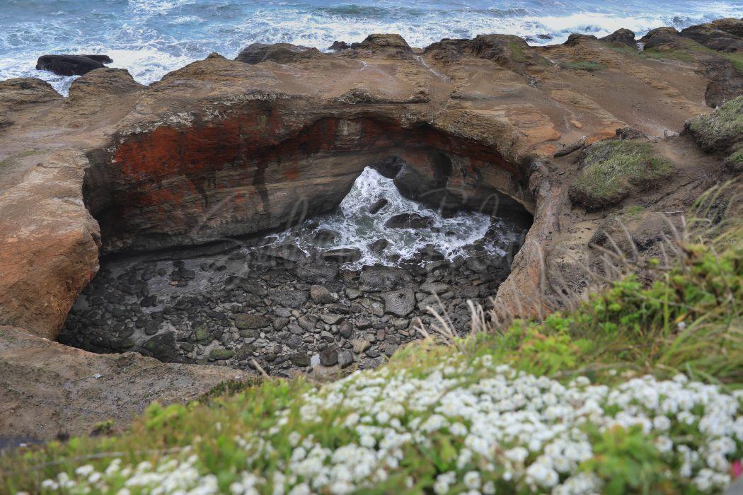 Devil’s Punch Bowl | Oregon Coast, USA