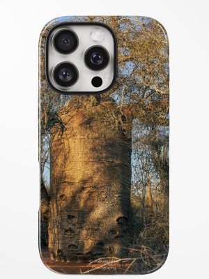 iPhone 15 Cover (Double) - Giant Baobab Tree